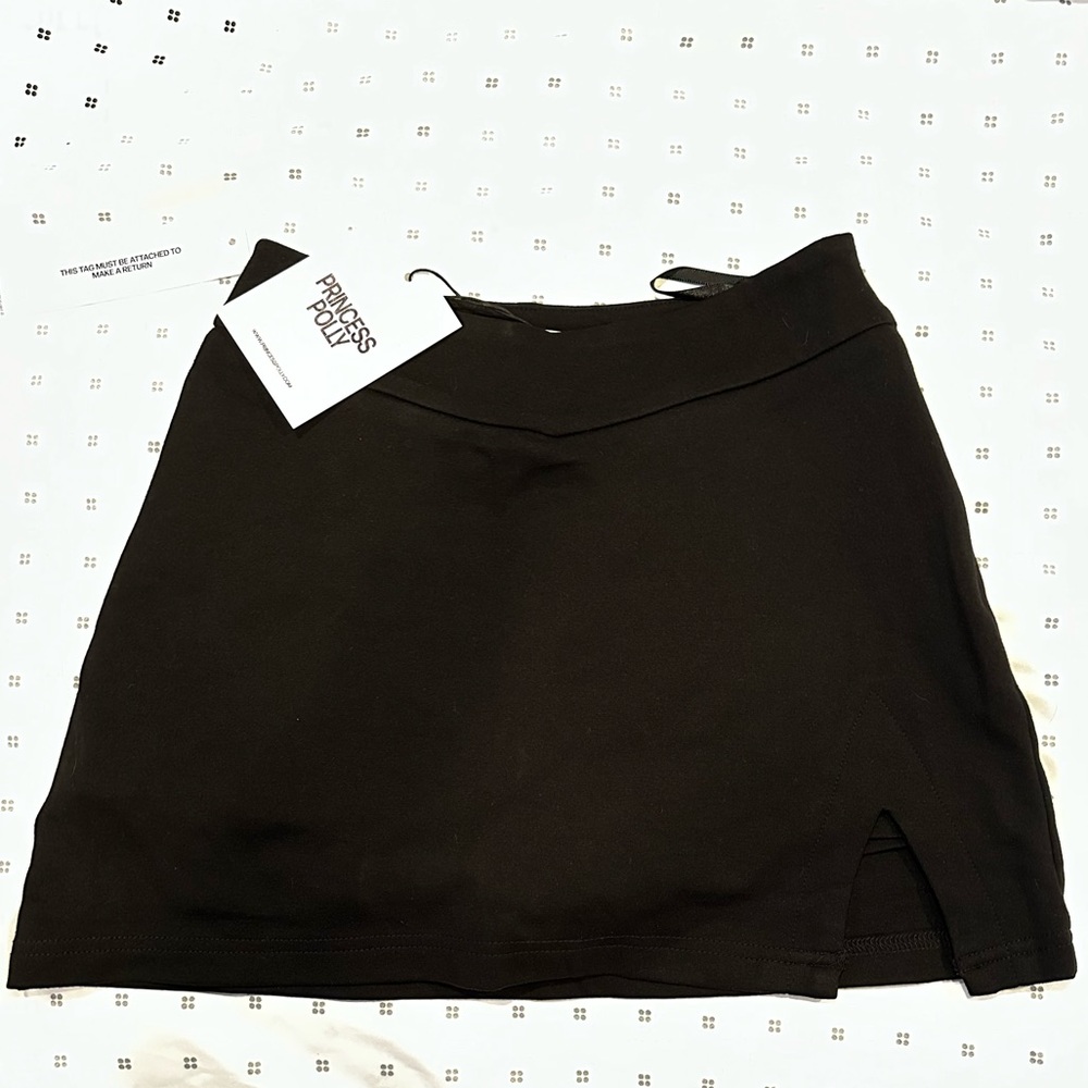 Princess Polly Ravyn Skort - Picture 2 of 4